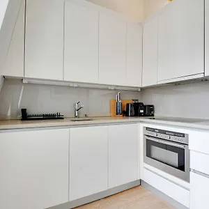 Charming 2br - 5p - Eiffel Tower - Trocadero Apartment
