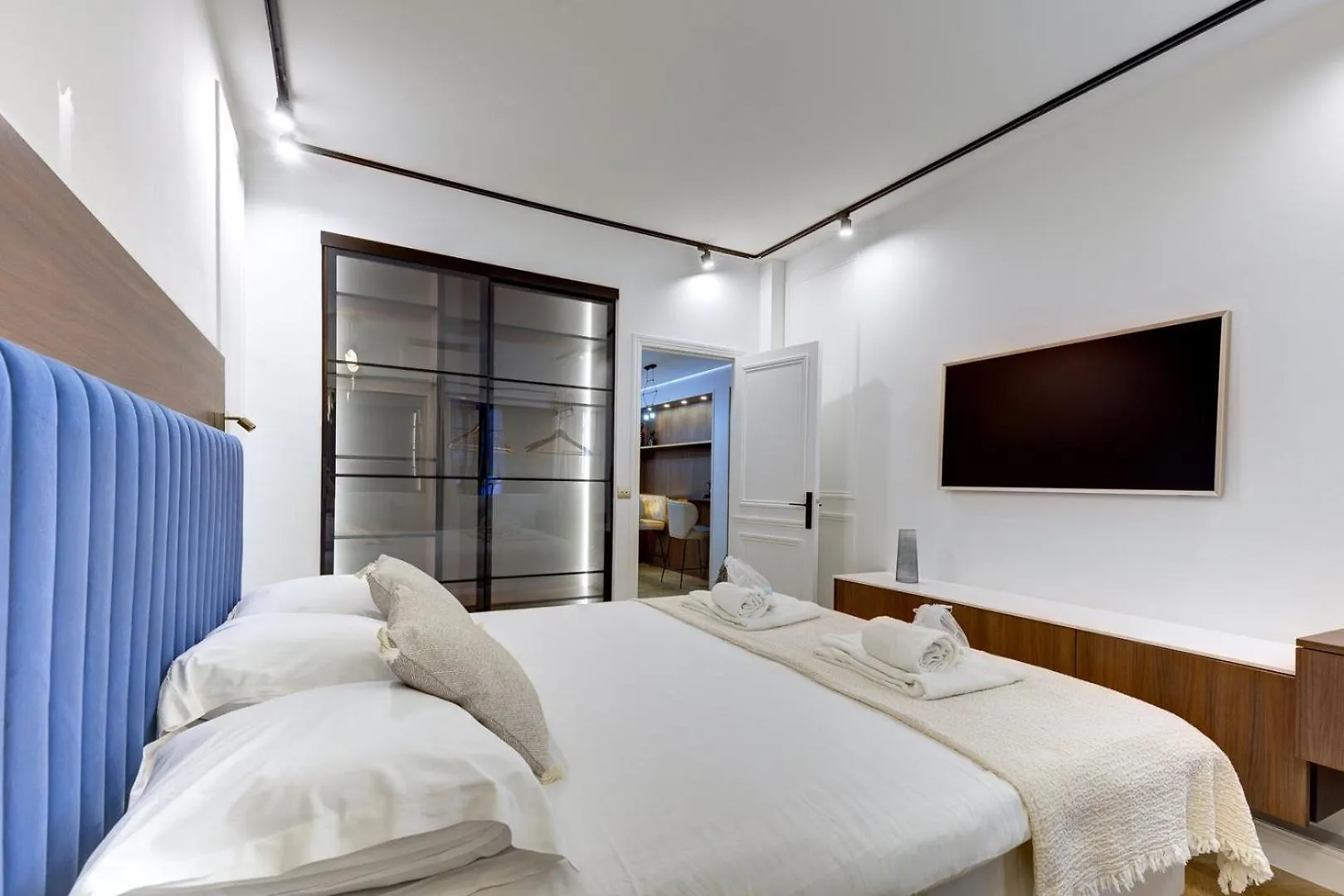 171 Suite Beethoven - Superbe Appartement Parisien France